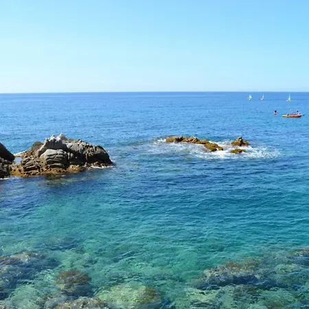 Face A La - Cala Llevado 또사데마르